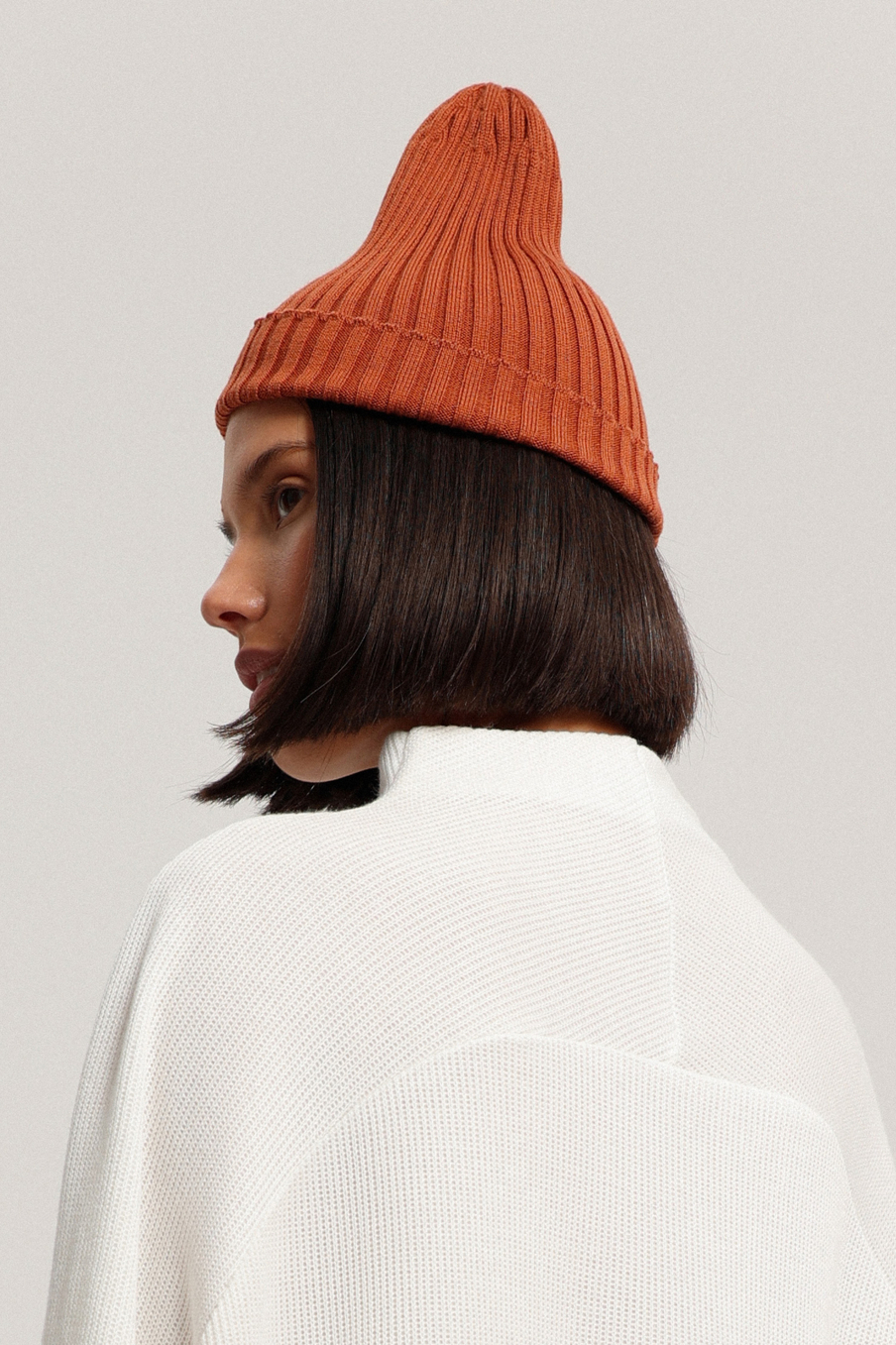 Шапка тонкая