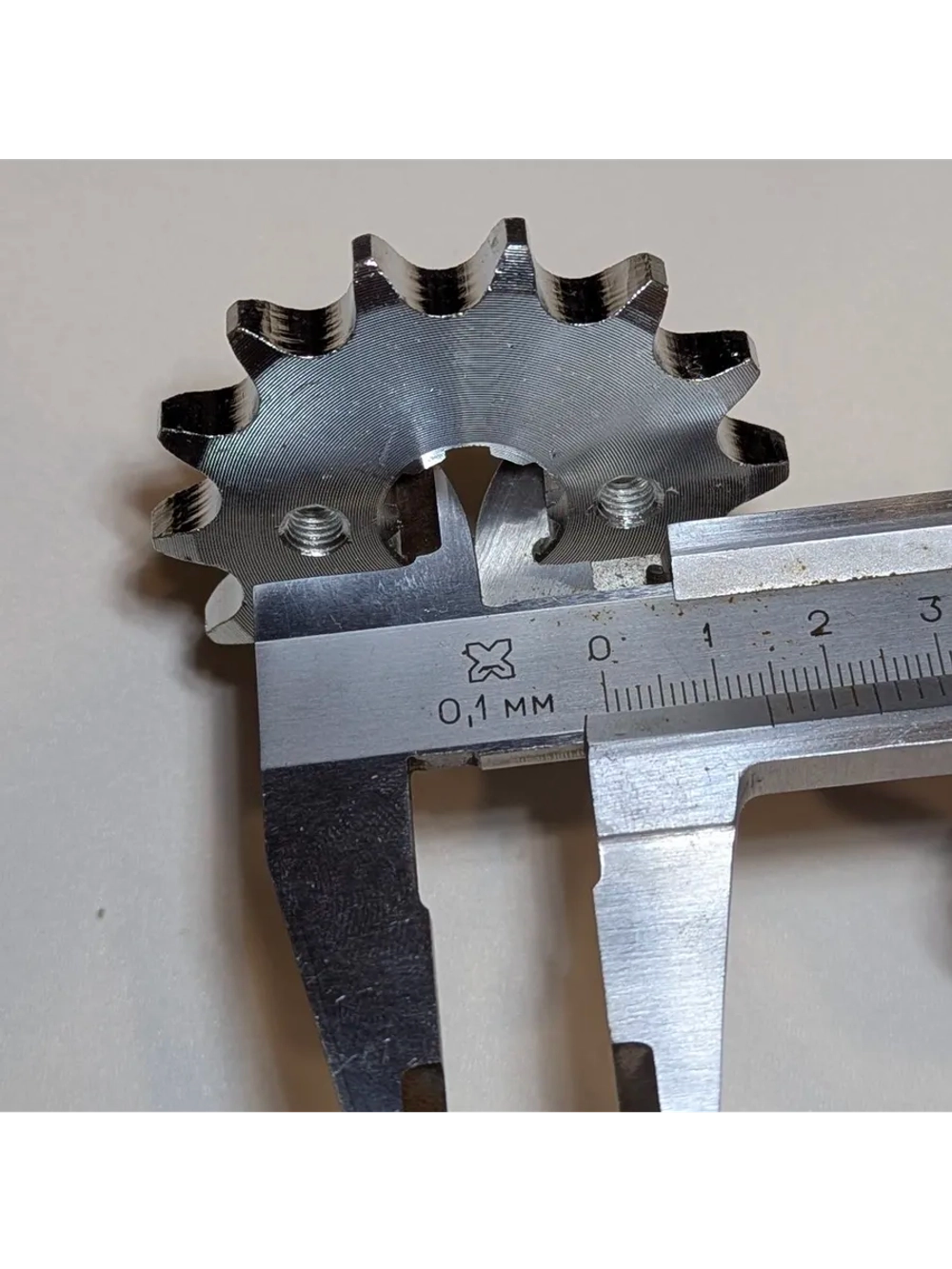 t - Звезда ведущая (428-14) для двигателя мопеда или питбайка