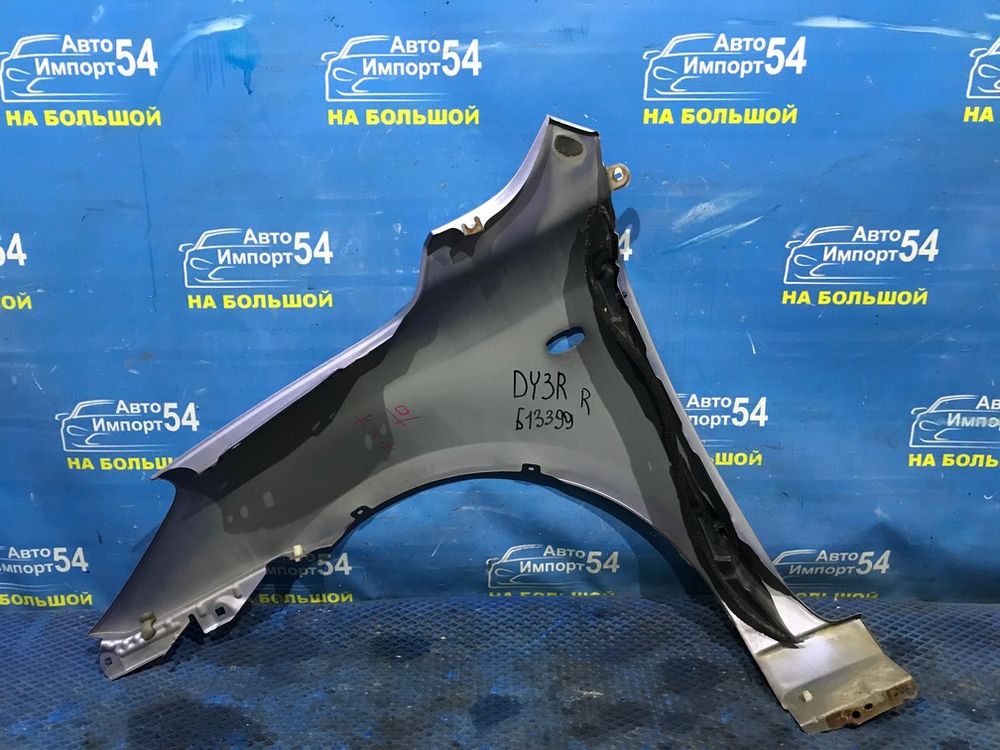 Крыло переднее правое MAZDA DEMIO 2005-2007
