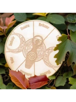 Колесо года «Триединая Богиня» — украшение алтаря