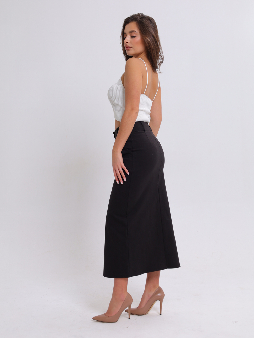 Кроп-топ на бретелях