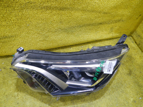 Фара левая Toyota Rav 4 CA40 (2015-2019) LED