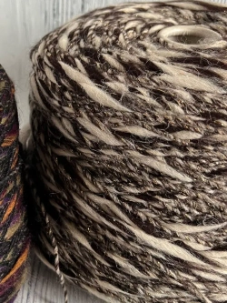 Трикотажная пряжа для вязания MORELINO толстая шишибрики