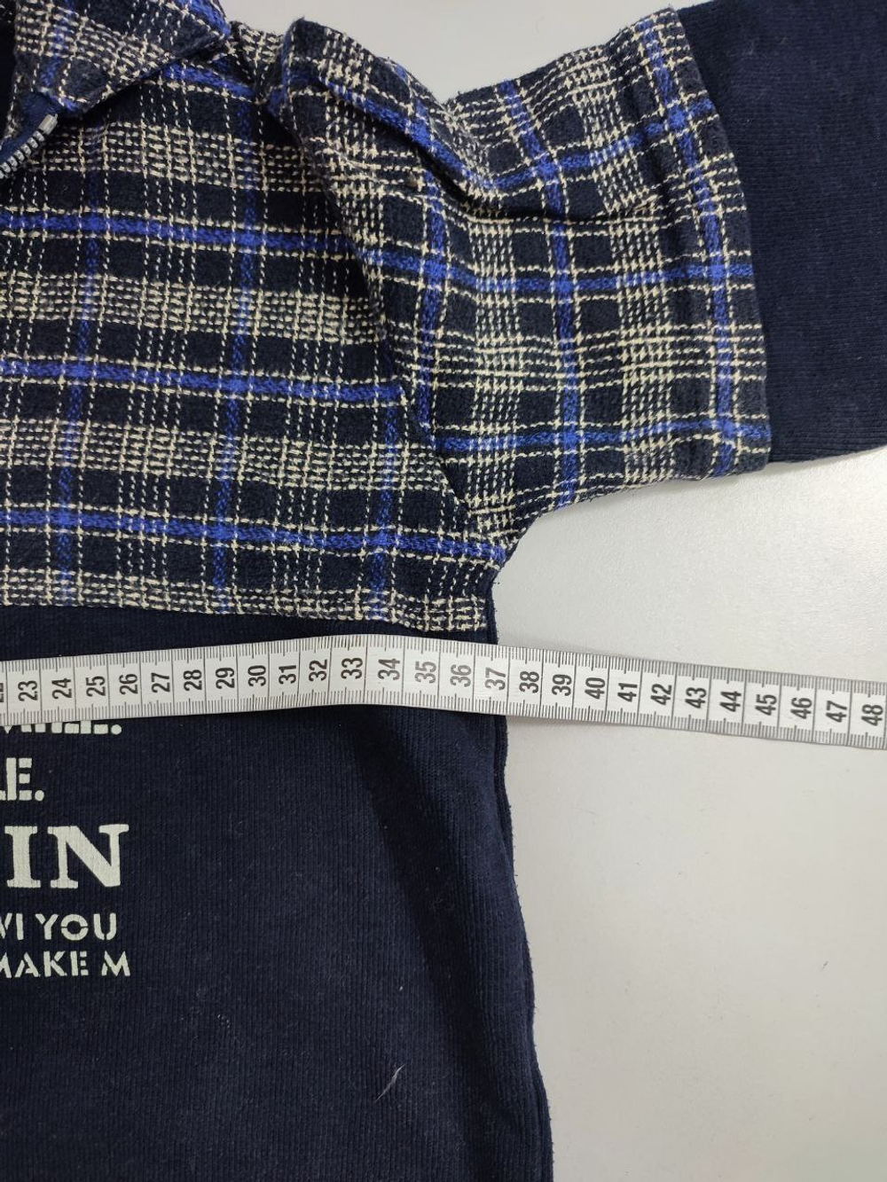 Джемпер плотный на 8/9 лет