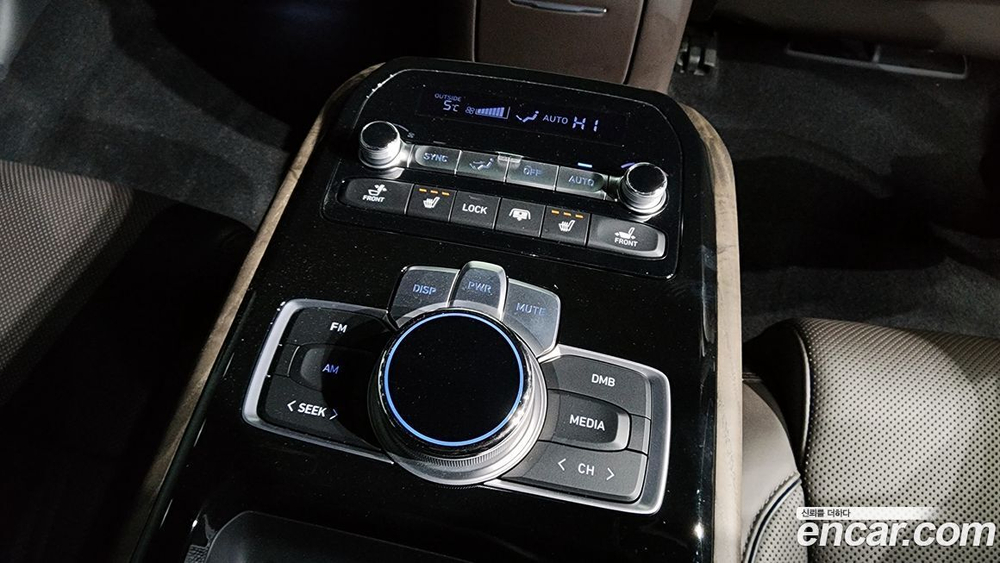 Genesis G90 3.3 T AWD (12.2019)