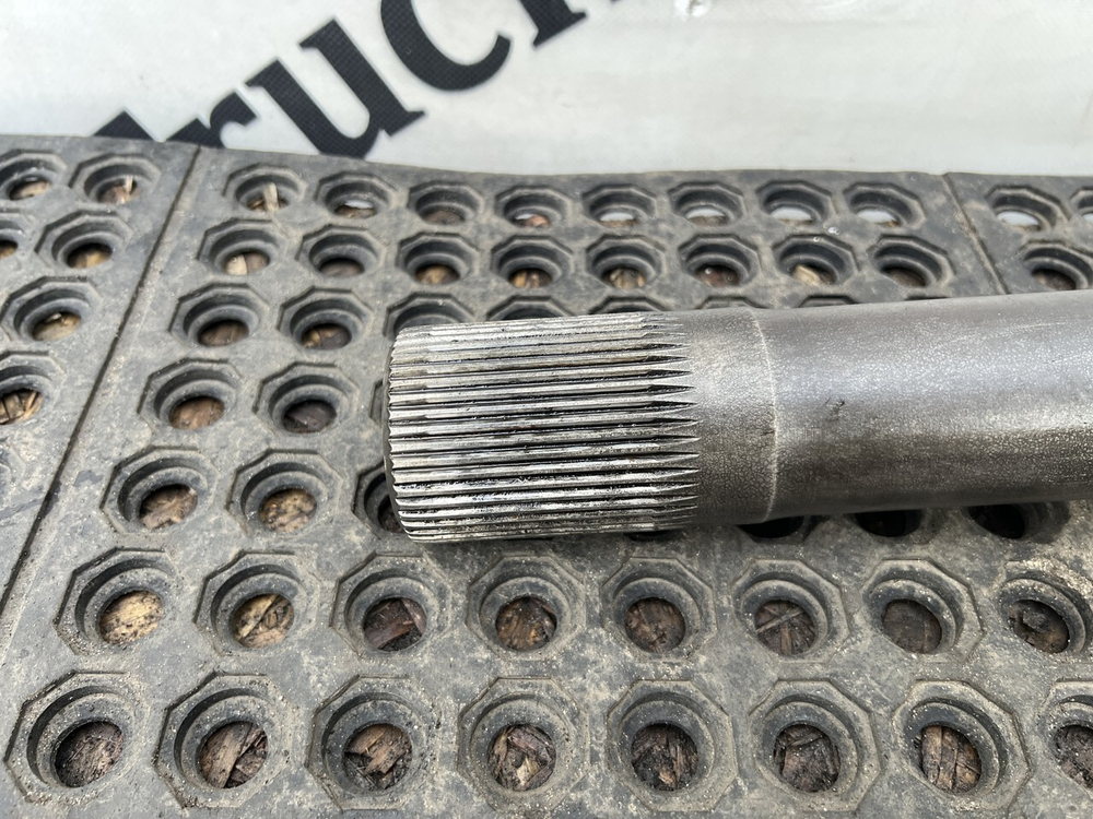 Полуось без блокировки