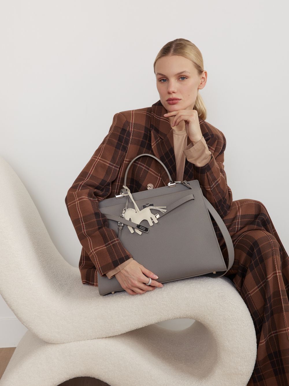 БРЕЛОК ЛОШАДКА MILK