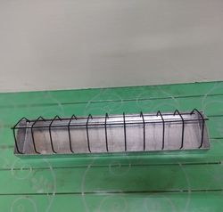 Кормушка для птиц ЛОТКОВАЯ металлическая 2,5 л