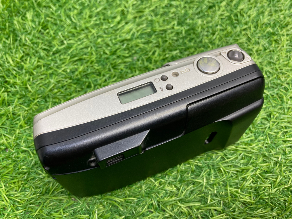 Olympus SuperZoom 70G