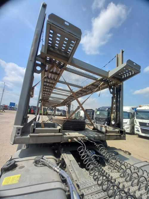 LUXUDA LZC* Полуприцеп автовоз LZC9405BGX