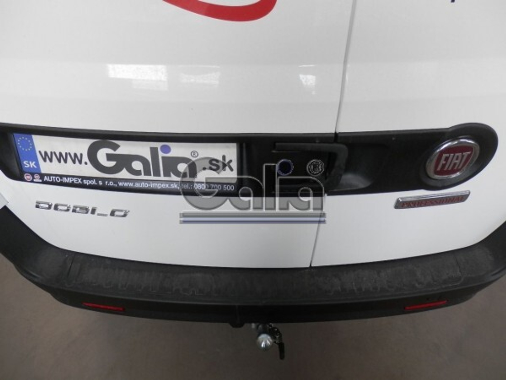 Фаркоп оцинкованный Galia F111A для FIAT Doblo 2010-, Opel Combo 2012-(паспорт и сертификат в комплекте)(без электрики)