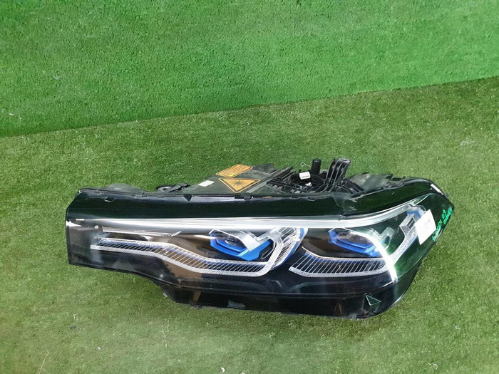 Фара левая BMW X7 G07 (2019-2022) Laser Light