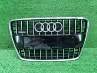 Решетка радиатора Audi Q7 1 4L (2009-2015)