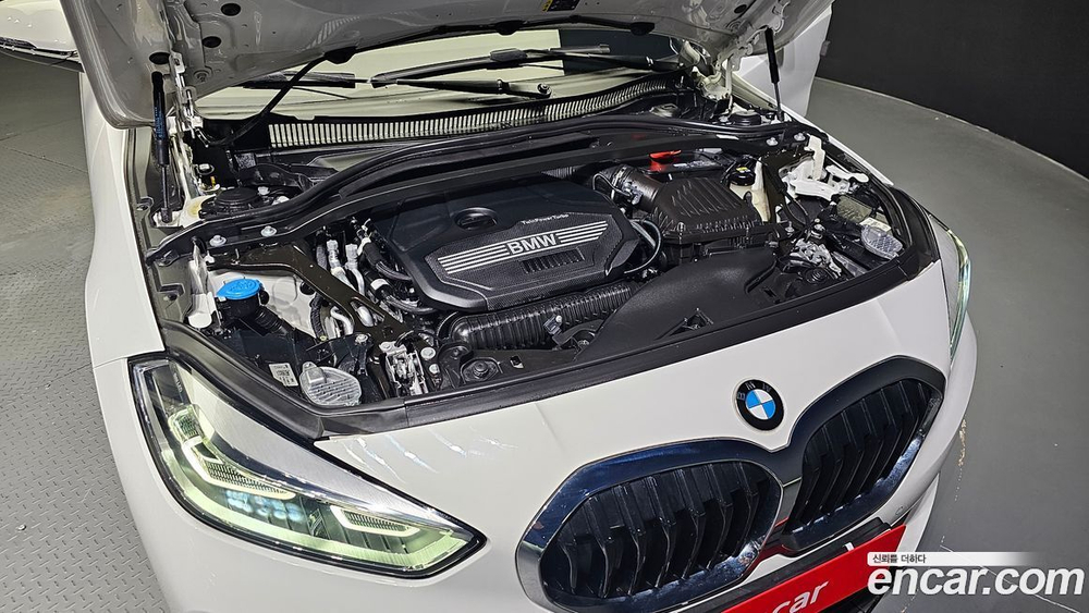 BMW 1 Series (F40) 120i Advantage (06.2021)