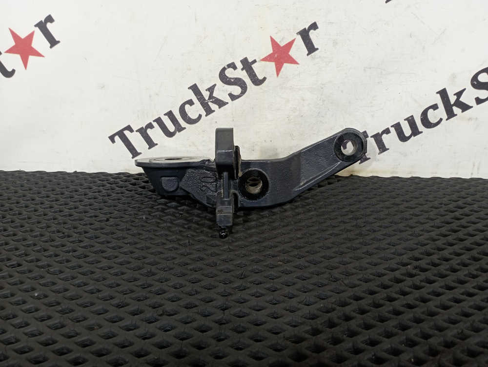 Кронштейн торсиона кабины левый 2020г