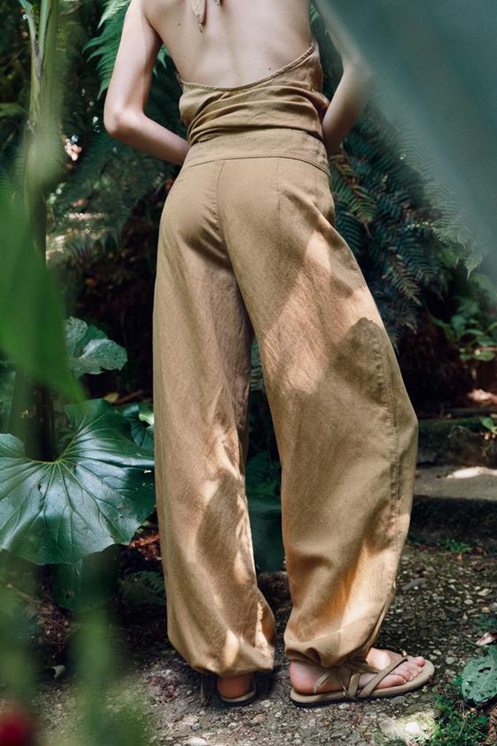 ZARA ЛЬНЯНЫЕ БРЮКИ С ШИРОКИМИ ШТАНИНАМИ И ШНУРКАМИ, ПЕСОЧНЫЙ