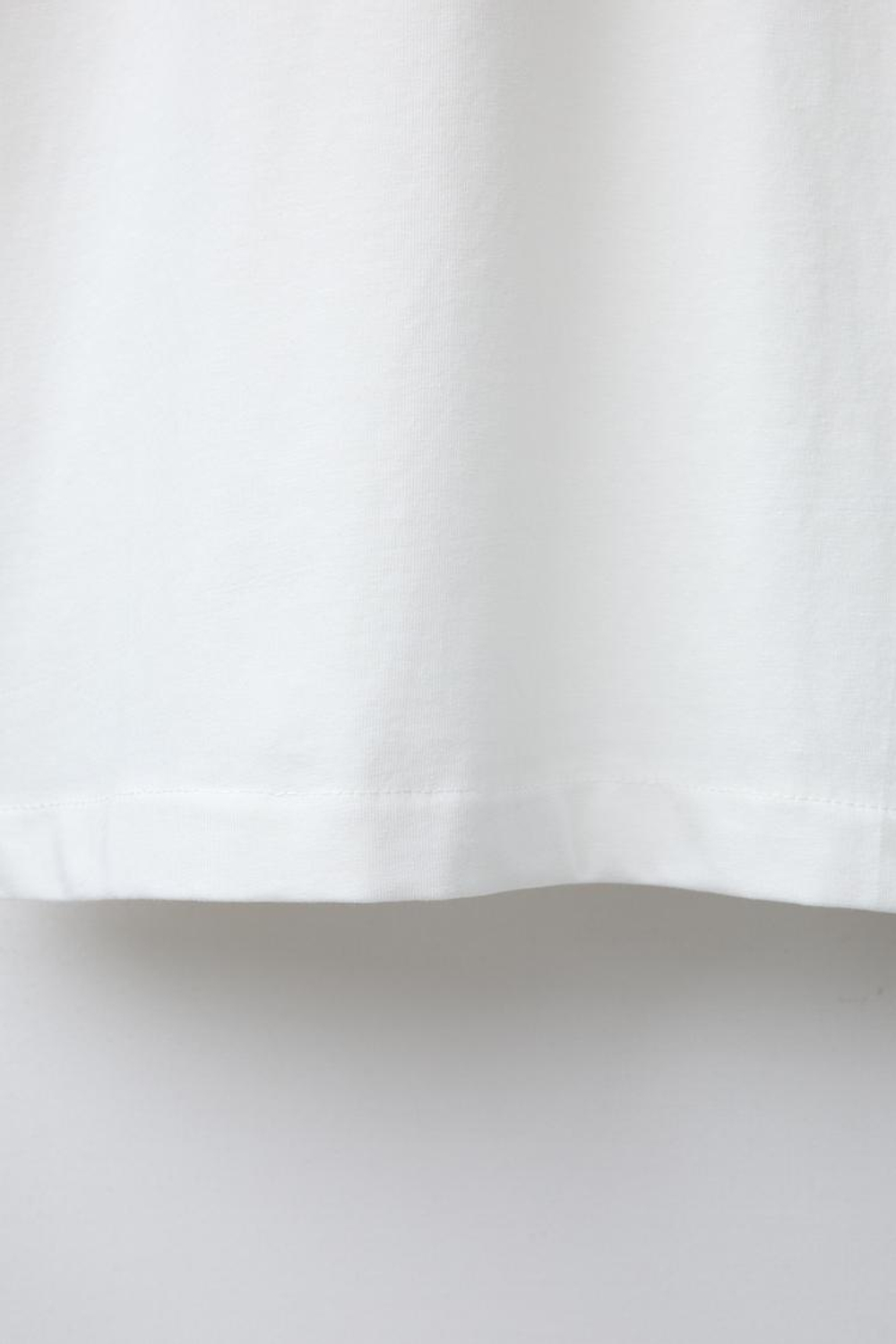 ZARA СПОРТИВНАЯ ФУТБОЛКА С КАРМАНОМ, БЕЛЫЙ