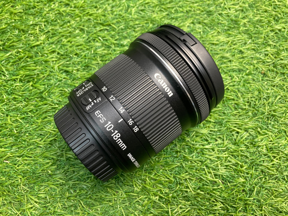Canon EF-S 10-18mm 4.5-5.6 IS STM