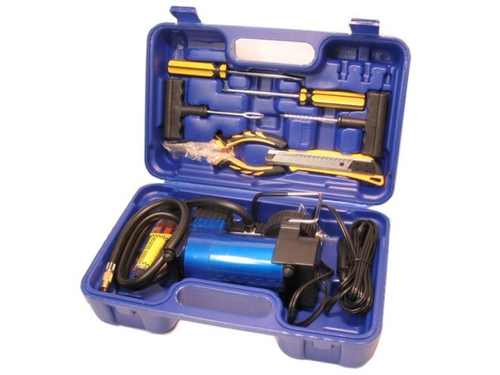 Компрессор поршневой АС-575ма 12В в кейсе с набором инструментов (МАЯКАВТО)