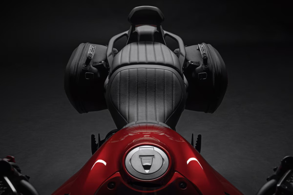 96780491AA DUCATI PASSENGER BACKREST (XVDL V4)
