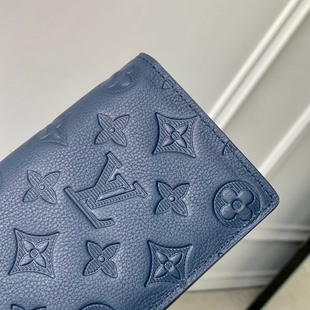 Louis Vuitton Brazza Wallet