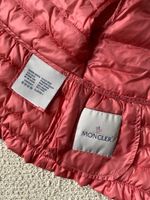 Пуховый жилет Moncler, 110