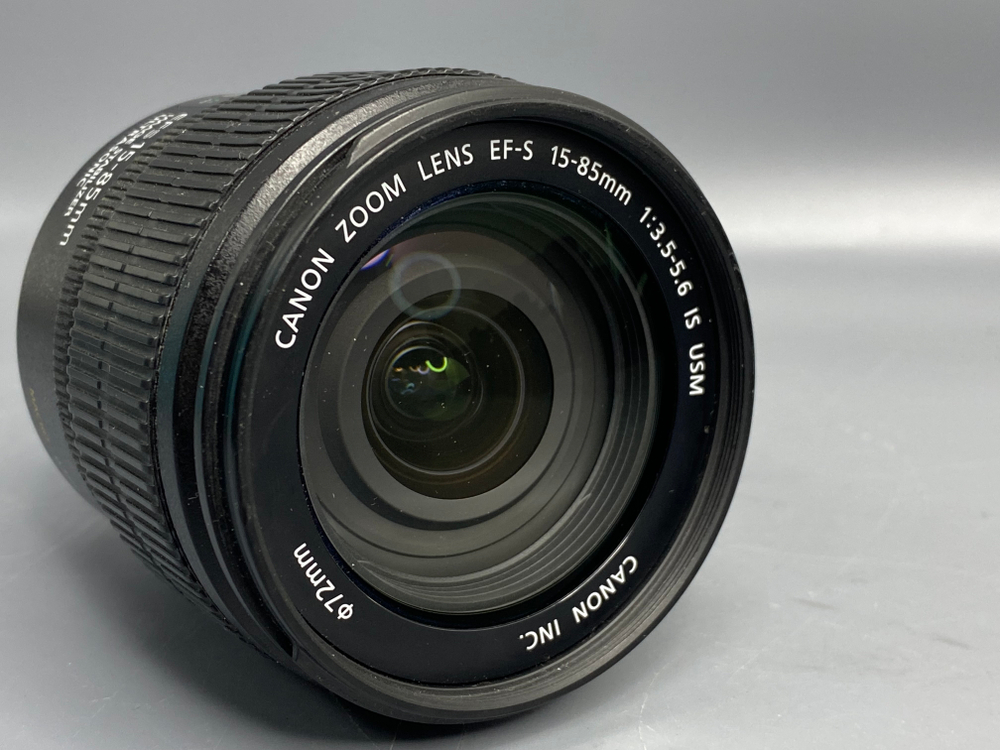 Canon EF-S 15-85mm 3.5-5.6 IS USM