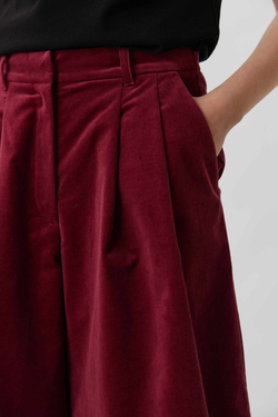 Кюлоты из бордового вельвета