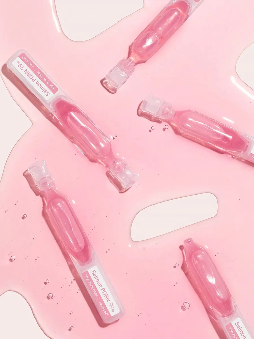 Medicube Осветляющая коллагеновая сыворотка с ПДРН для сияния кожи PDRN Pink One Day Serum 1.5 мл х 10 шт