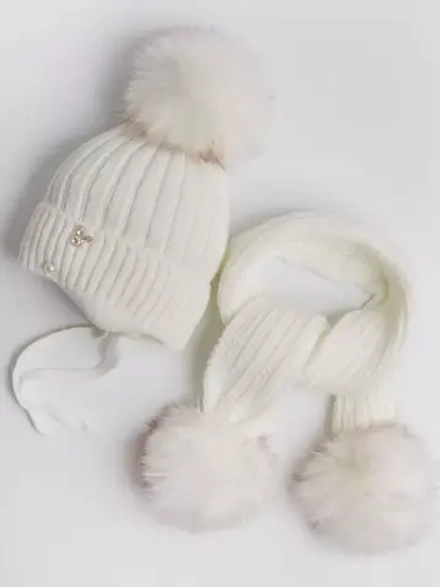 Шапка для девочки зимняя вязаная и шарф