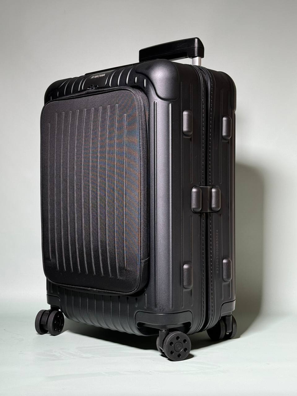 Чемодан Rimowa