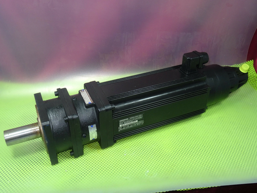 Rexroth Indramat MAC090C-0-GD-4-C/110-B-0/WI520LV