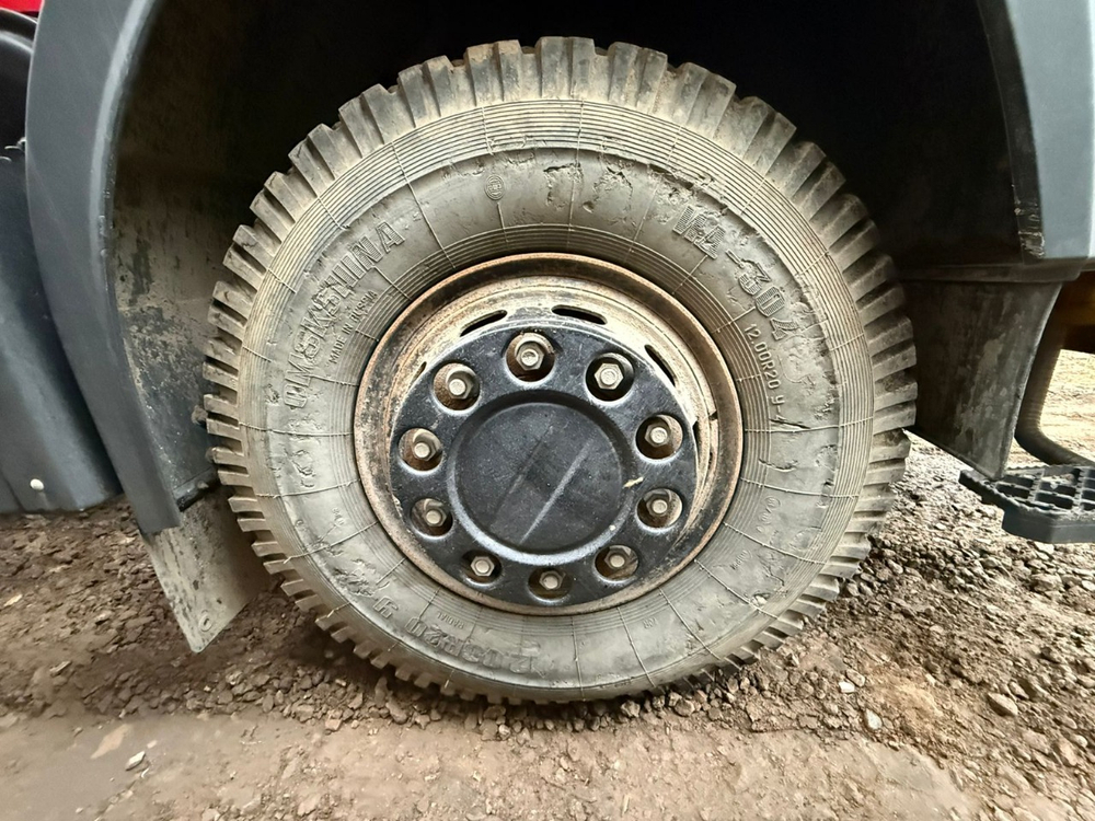 МАЗ 6501* 6x4 Самосвал 650128-8570-000 (Дизельный, 11,6 л, 423 л.с., МТ)
