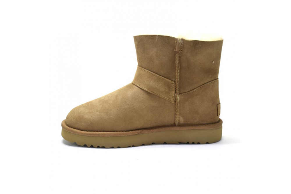 UGG Mini Bailey Graphic Logo Suede Chestnut