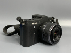 Nikon 1 V1 Kit 10-30mm VR Закрыта диафрагма