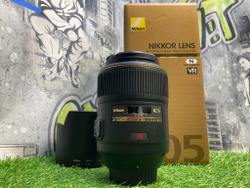 Nikon 105mm 2.8G IF-ED AF-S VR Micro-Nikkor
