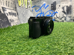 FujiFilm X70