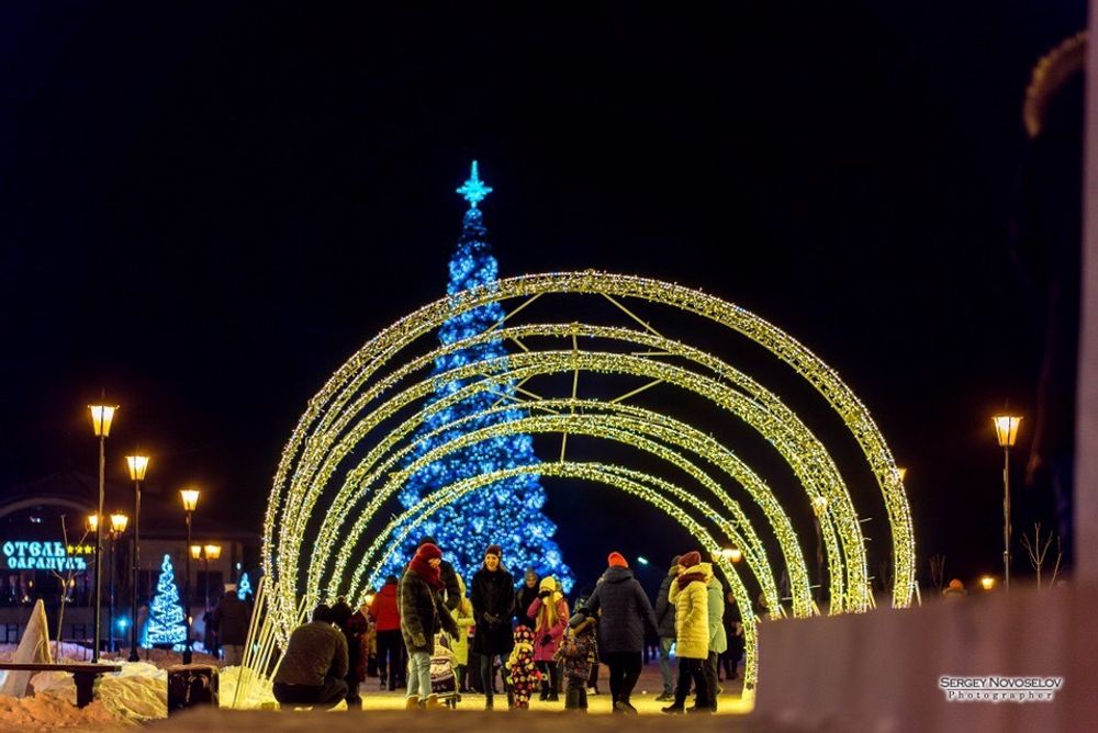 Световой туннель из арок