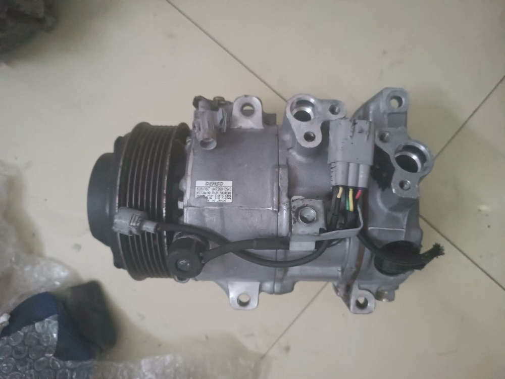 Компрессор кондиционера Toyota Camry, Mark X, Corolla, RAV4, Crown, Levin