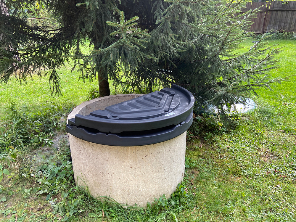 Крышка колодца РОСА черная Полимер-Групп(1250x1250x120см;13кг;черная) - арт.559271