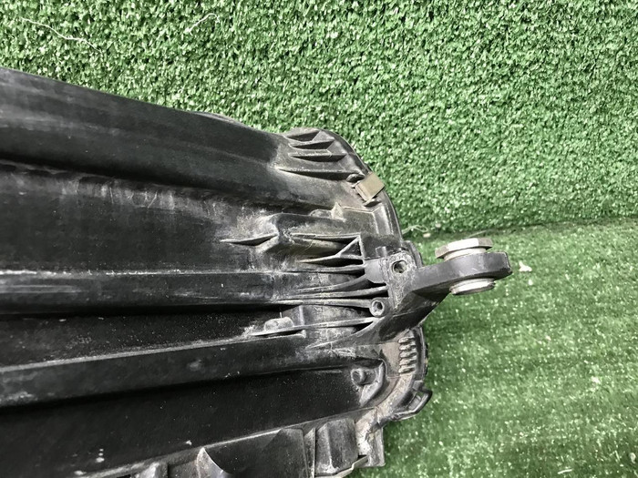 Фара левая Mercedes S W223 (20-нв) Digital Light