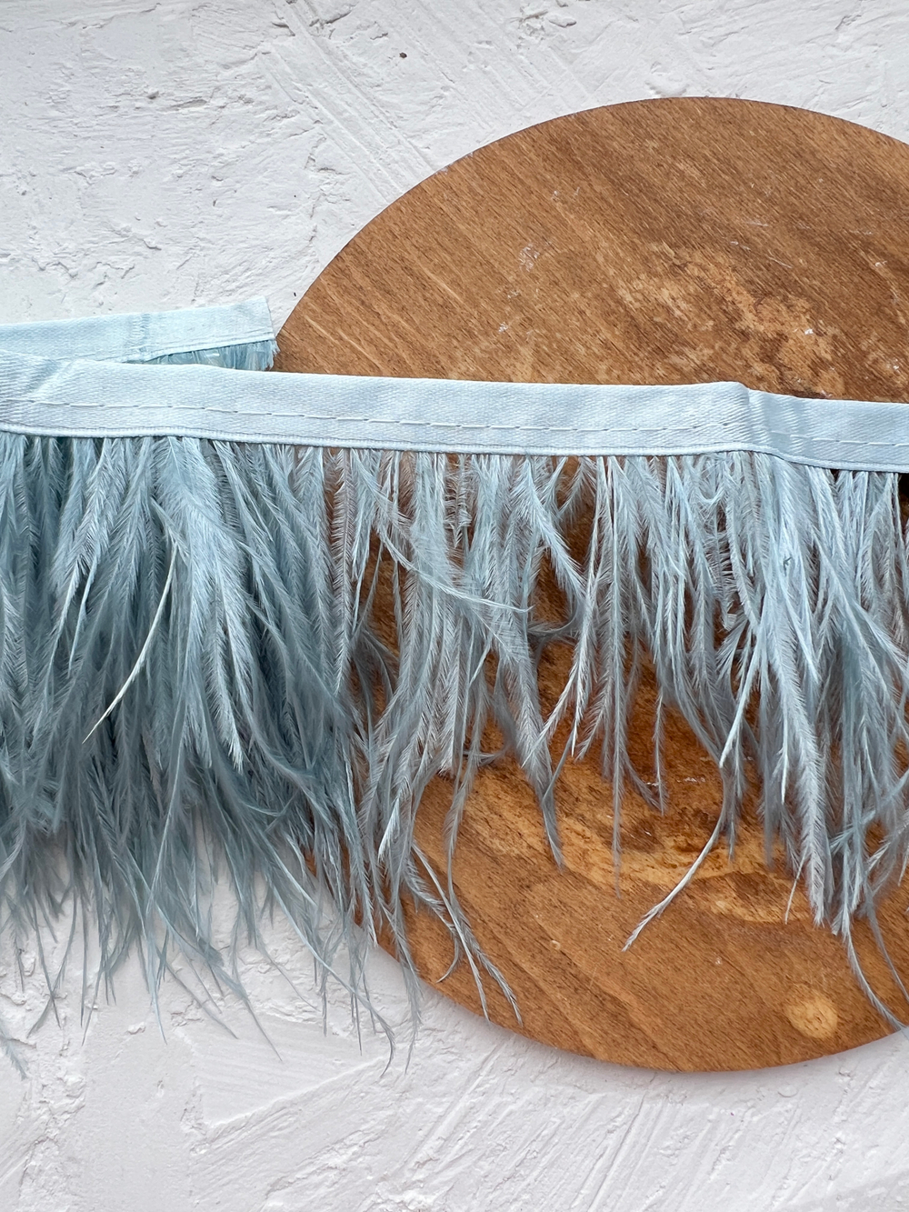 Перо страуса на ленте, Серо-голубой (№63)