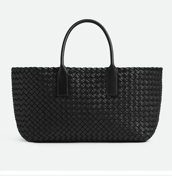 Cabat сумка-тоут Bottega Venetta Intrecci, чёрная