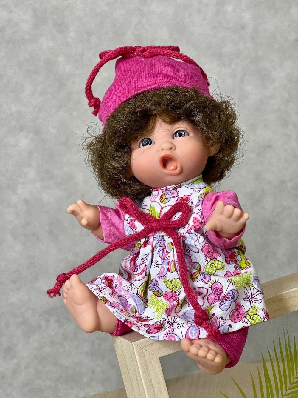 Кукла LAMAGIK виниловая 18см Gestitos (10000U14)