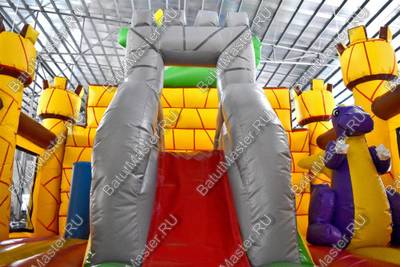 Коммерческий надувной батут "Замок дракона"