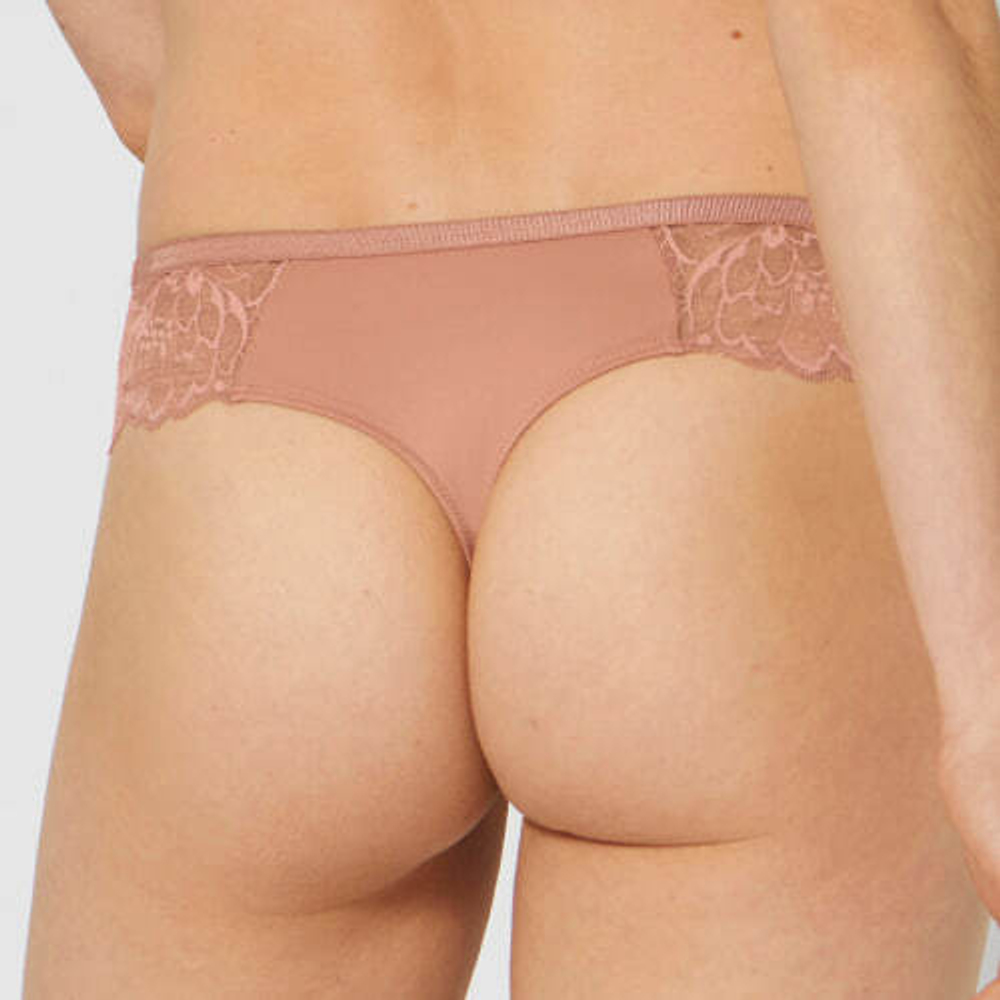Трусы Triumph AMOURETTE CHARM HIPSTER STRING 01