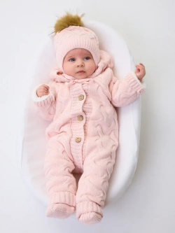 Комплект вязаный новорожденному: комбинезон+шапка+пинетки