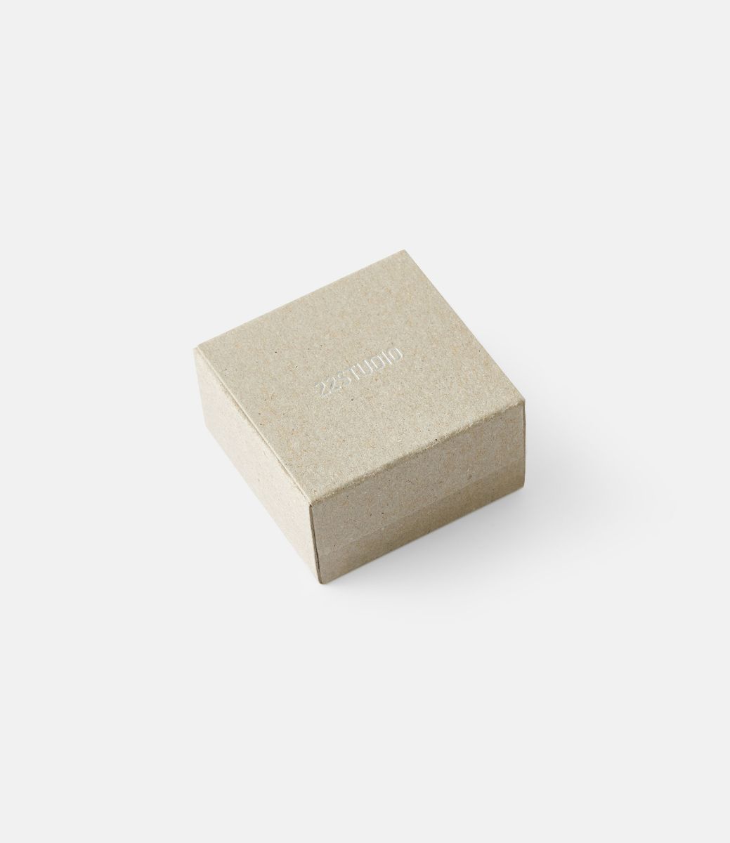 22 Studio Cube Dark Grey — серьги из бетона