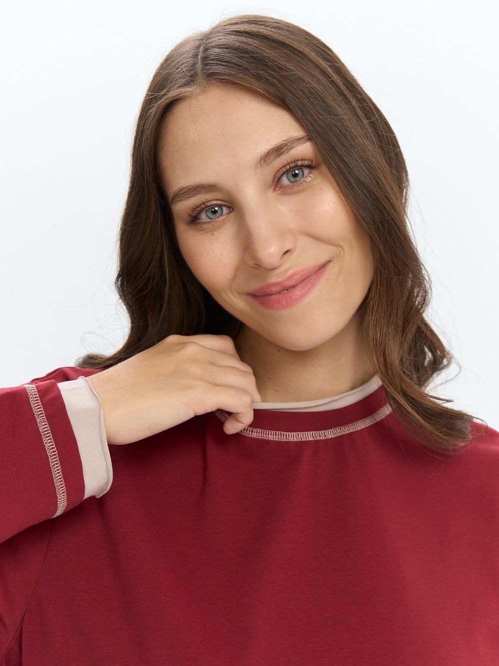 Лонгслив "НЕ идеальная" с контрастной отделкой женский