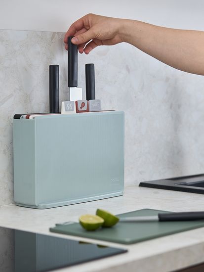 Набор из 4-х разделочных досок и 4-х ножей с держателем cut&store